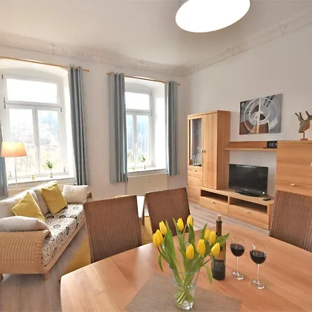 Alluring In Grunhainichen-borstendorf With Garden Villa Leubsdorf